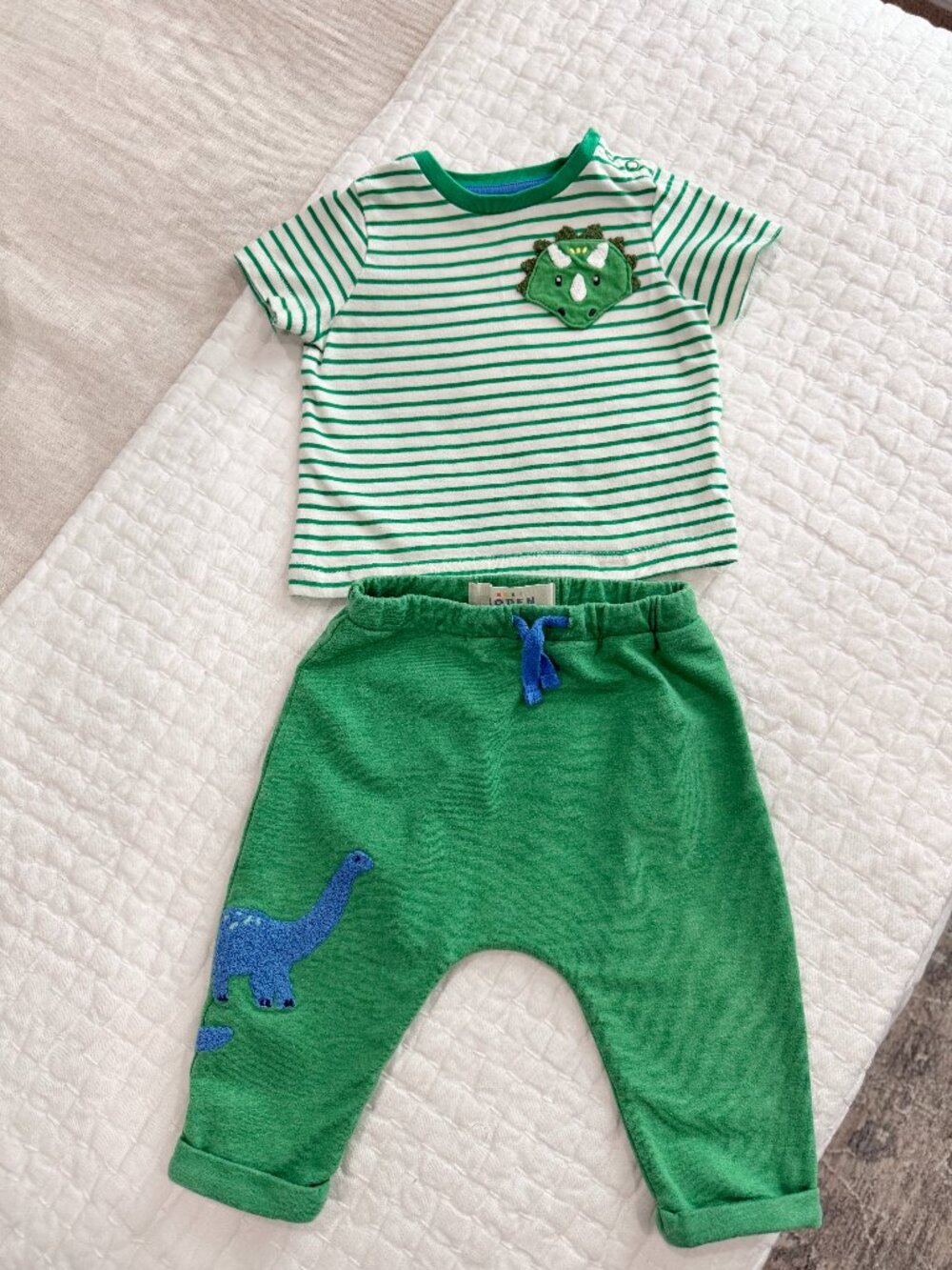 Mini Boden Bouclé Jersey Play Set with Dinosaurs in Soft Ivory and Sapling Green